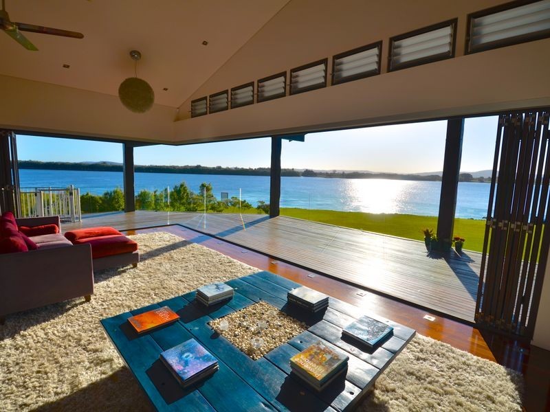 109 School Road, Palmers Island NSW 2463