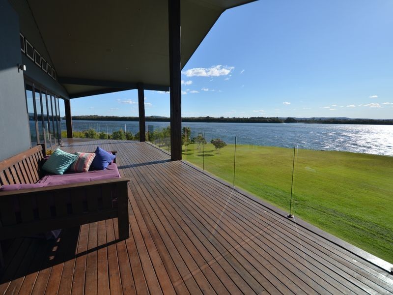 109 School Road, Palmers Island NSW 2463