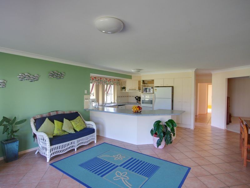 5 King Parrot Parade, Gulmarrad NSW 2463