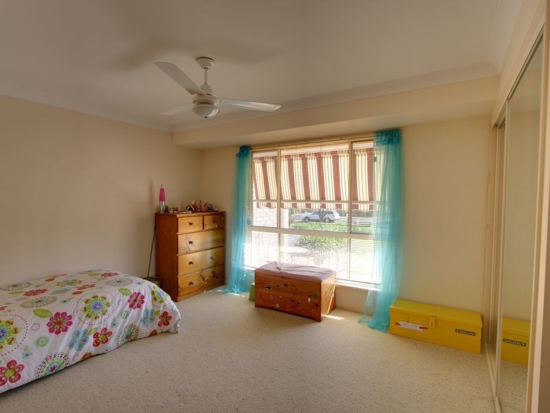 5 King Parrot Parade, Gulmarrad NSW 2463