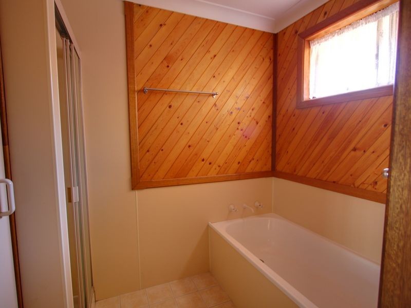 8 Iona Close, Maclean NSW 2463