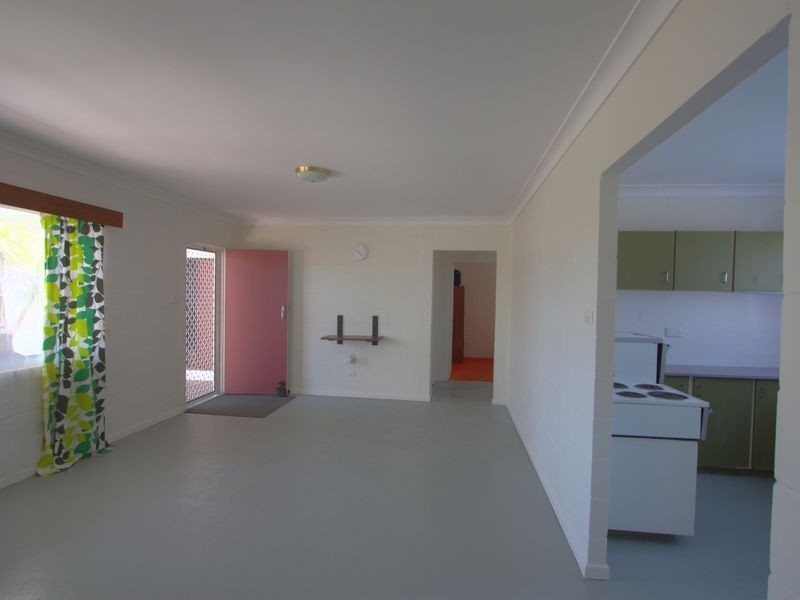 32 Honeysuckle Street, Brooms Head NSW 2463