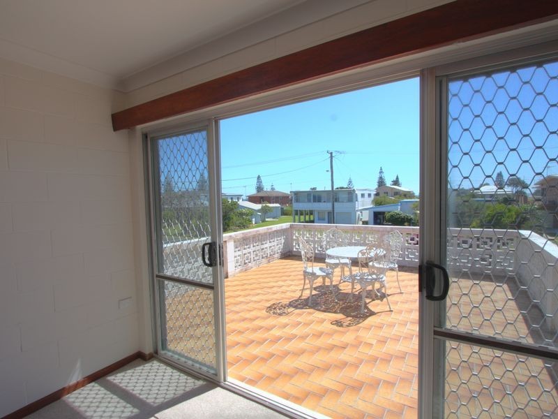 32 Honeysuckle Street, Brooms Head NSW 2463