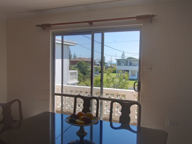 32 Honeysuckle Street, Brooms Head NSW 2463