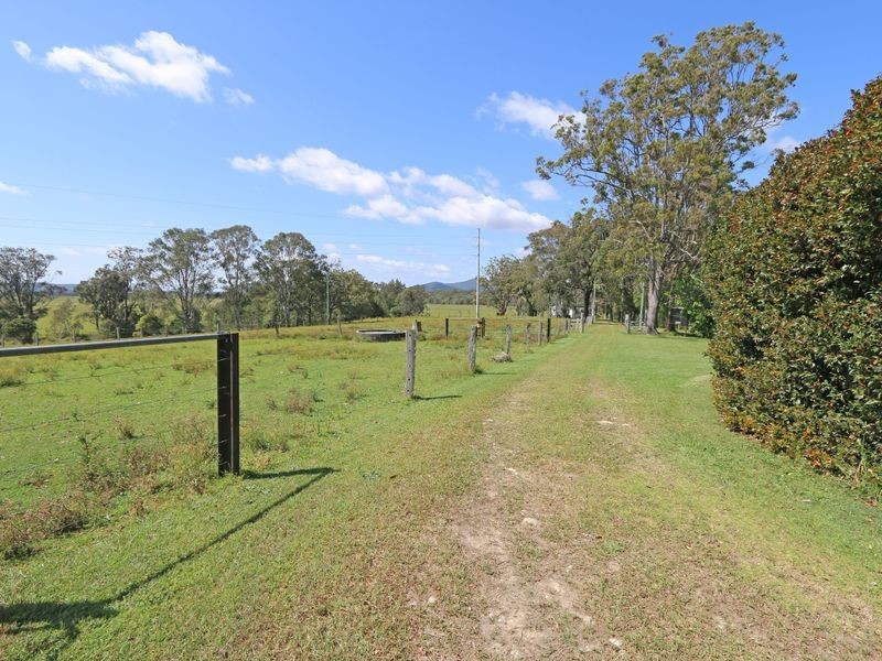 Clarence P Brooms Head Road, Taloumbi NSW 2463