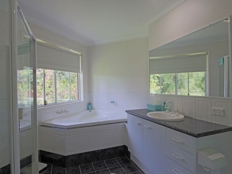 6 Quarrion Place, Gulmarrad NSW 2463