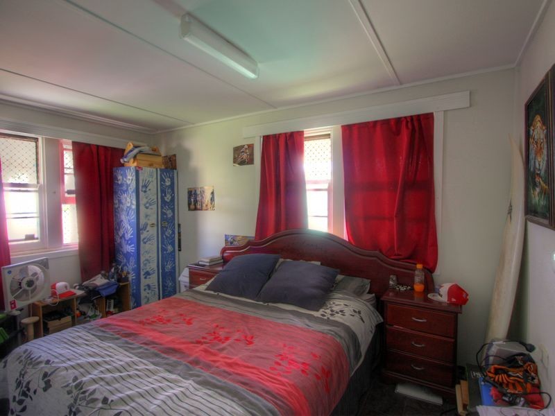 8 John Street, Maclean NSW 2463