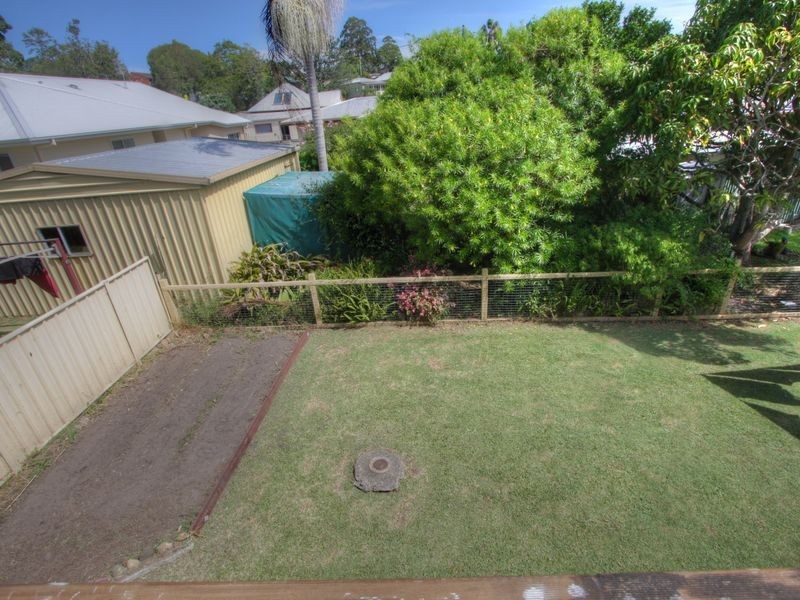 8 John Street, Maclean NSW 2463
