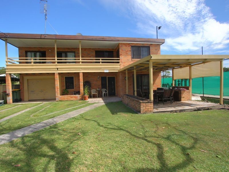 8 John Street, Maclean NSW 2463