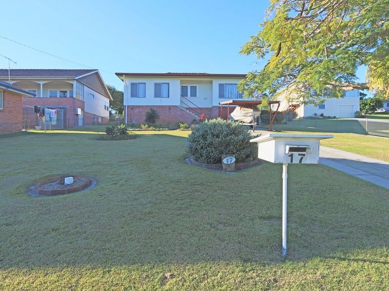 17 Taloumbi Street, Maclean NSW 2463
