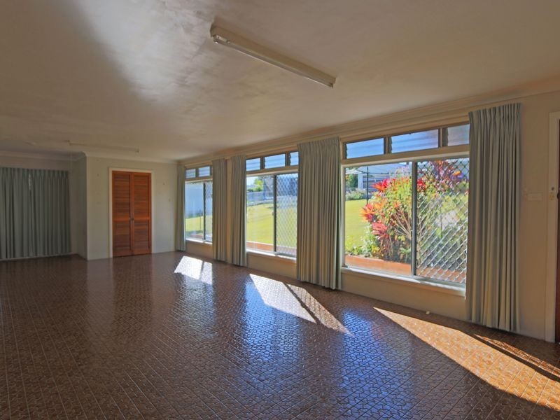 17 Taloumbi Street, Maclean NSW 2463