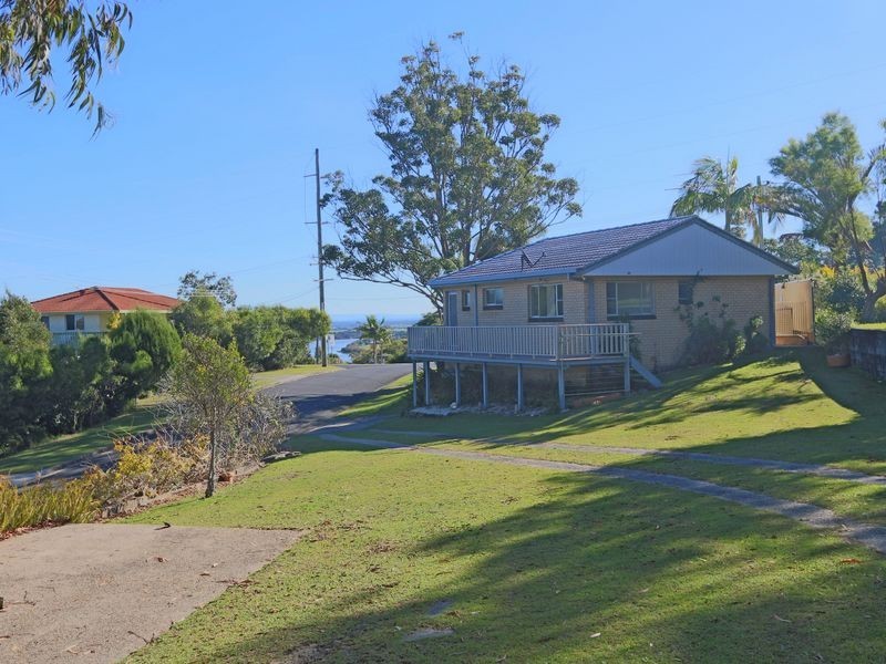 8 Bent Street, Maclean NSW 2463