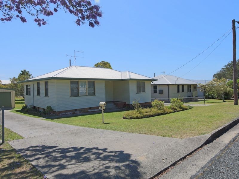18 Roderick Street, Maclean NSW 2463