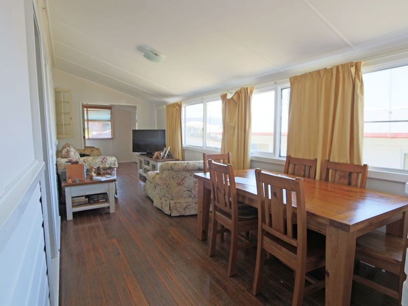 25 Roderick Street, Maclean NSW 2463