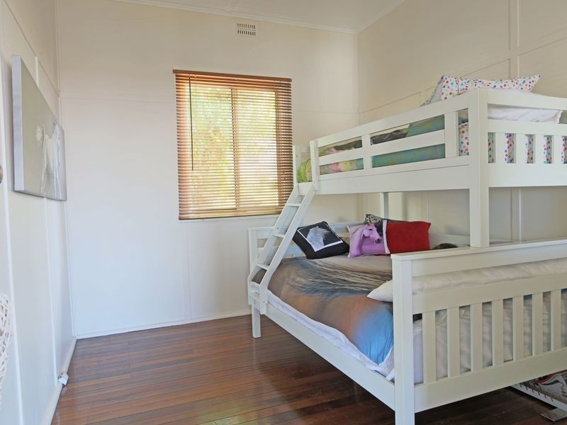 25 Roderick Street, Maclean NSW 2463