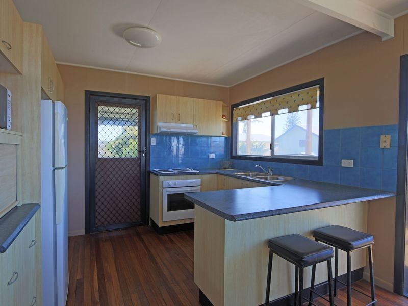 2 Heath Street, Brooms Head NSW 2463