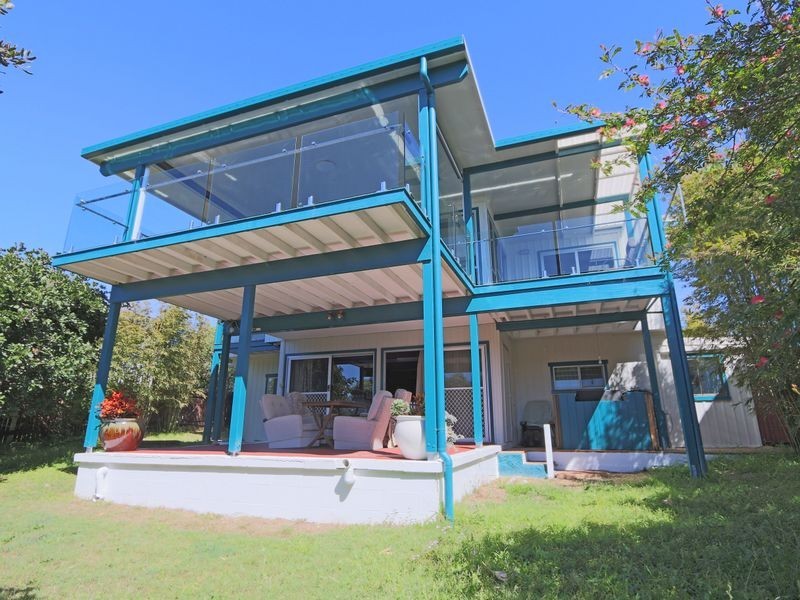 142 Ocean Road, Brooms Head NSW 2463
