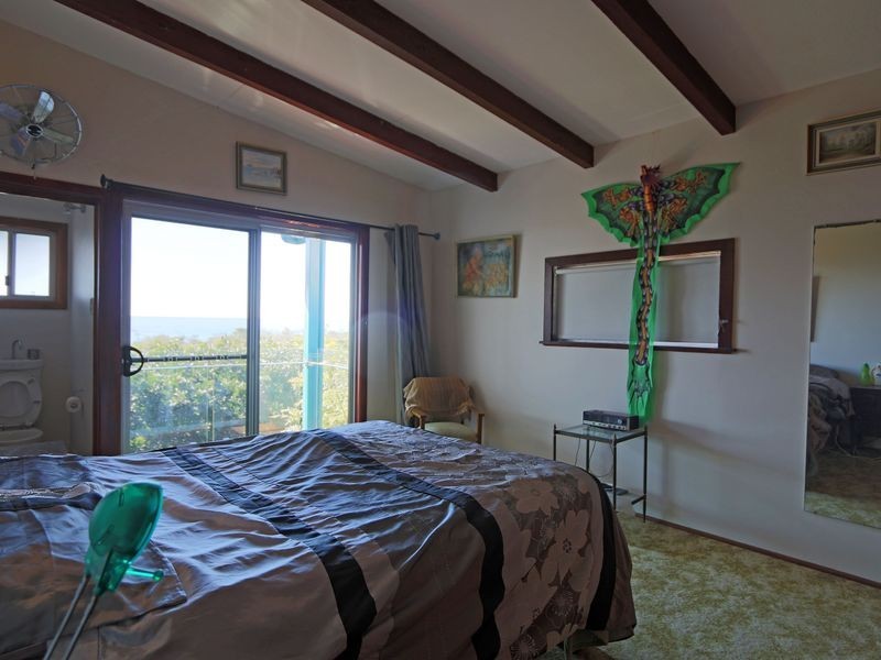 142 Ocean Road, Brooms Head NSW 2463