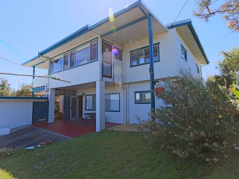 142 Ocean Road, Brooms Head NSW 2463