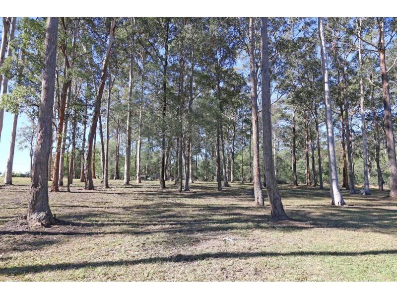 17 Fat Duck Road, Woombah NSW 2469