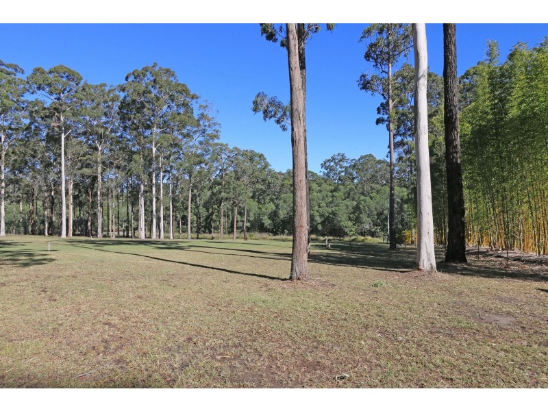 17 Fat Duck Road, Woombah NSW 2469