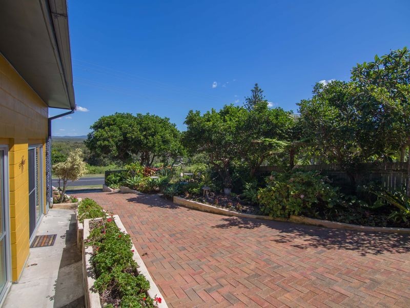 43 Ocean Road, Brooms Head NSW 2463