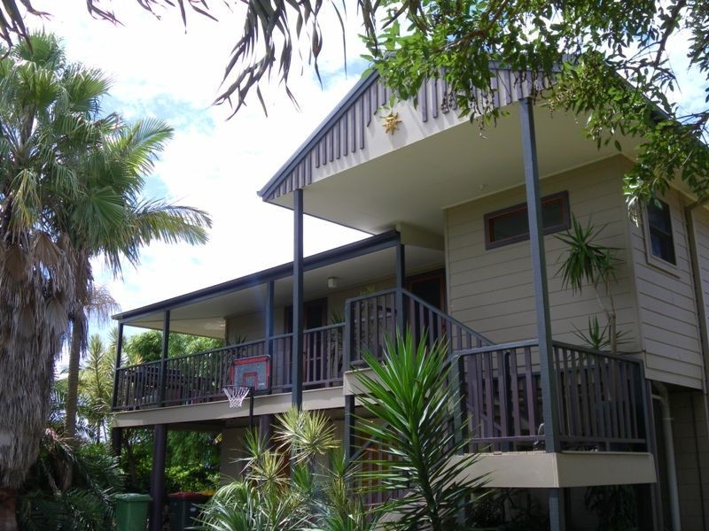 12 Dalley Street, Palmers Island NSW 2463