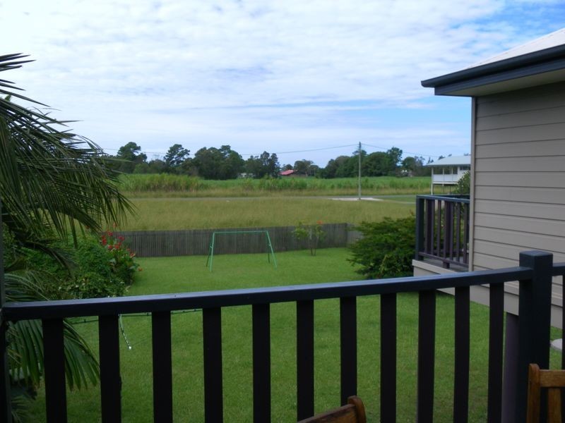 12 Dalley Street, Palmers Island,, Yamba NSW 2464