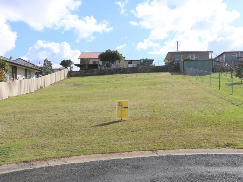 9 Myra Place, Maclean NSW 2463