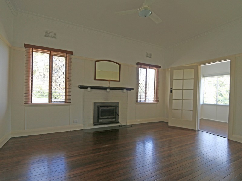 37 Cameron Street, Maclean NSW 2463