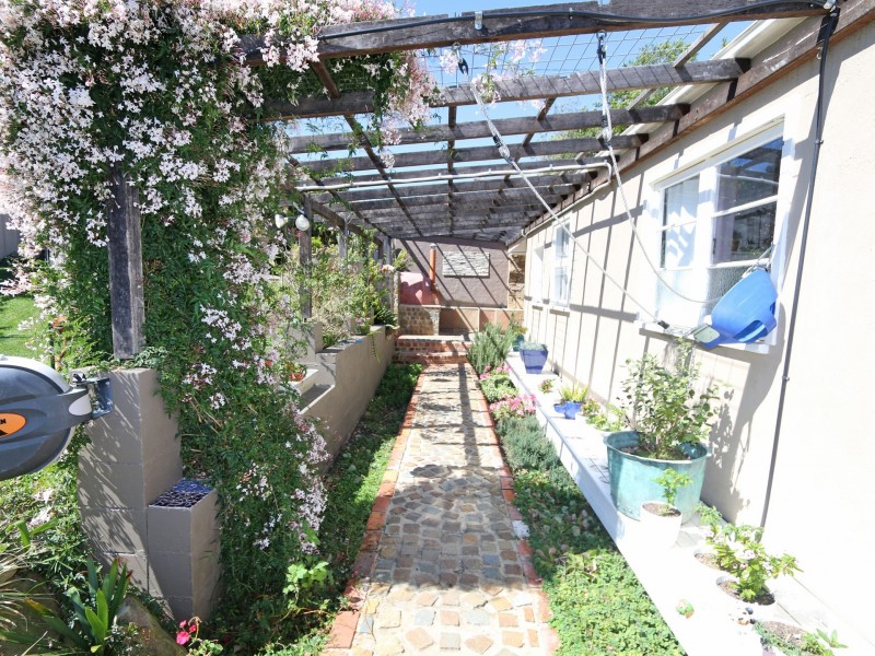 3 Clarence Street, Maclean NSW 2463