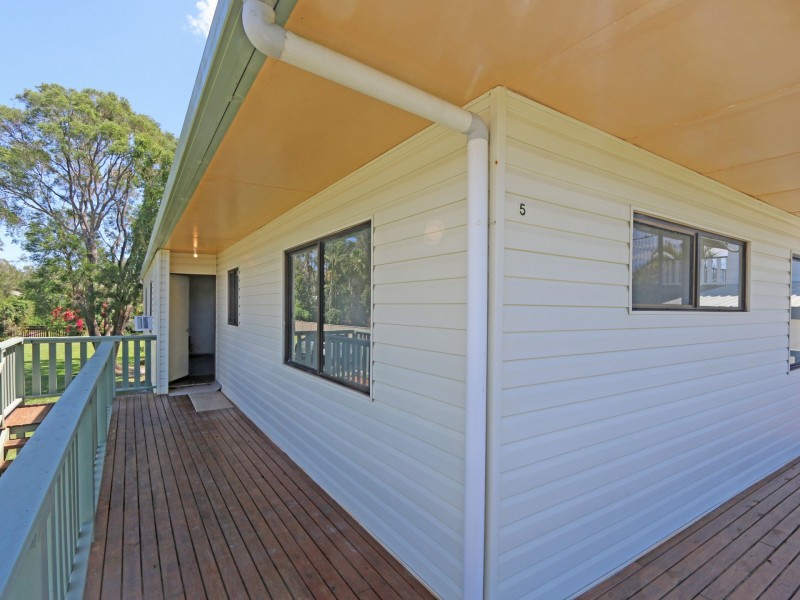 3-5 Dalley Street, Palmers Island NSW 2463