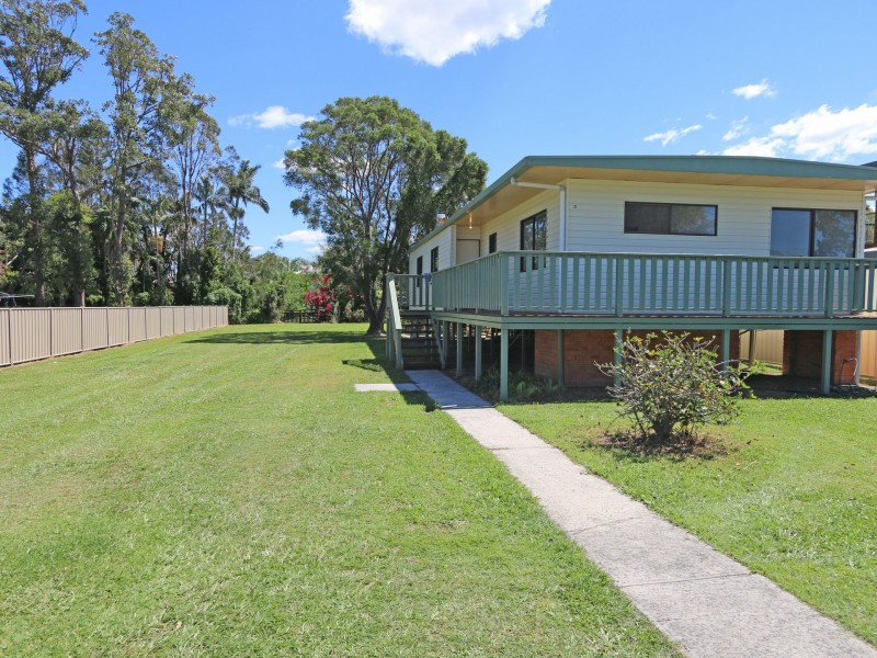 3-5 Dalley Street, Palmers Island NSW 2463
