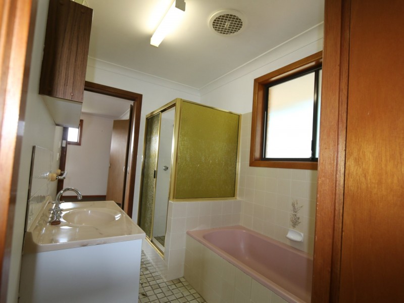 17 Clarence Street, Maclean NSW 2463