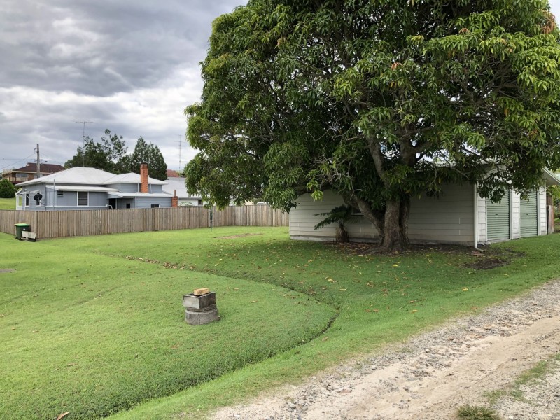 10 Taloumbi Street, Maclean NSW 2463