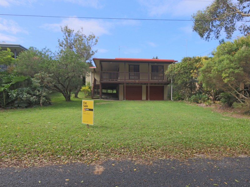 17 Hibiscus Avenue, Brooms Head NSW 2463