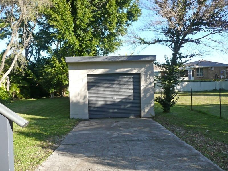 28 Yamba Road, Yamba NSW 2464