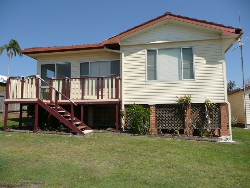 30 Church Lane, Maclean NSW 2463