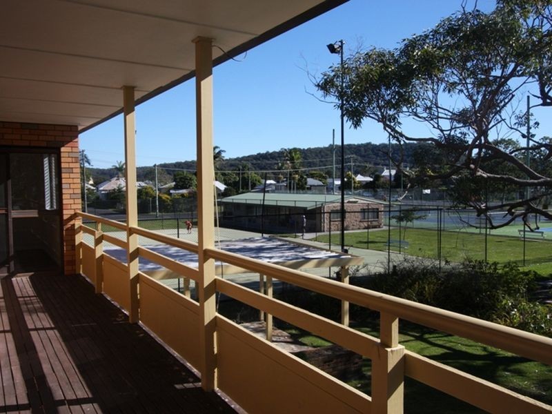 8 John Street, Maclean NSW 2463