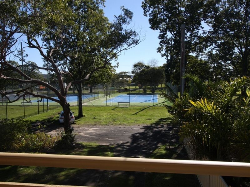 8 John Street, Maclean NSW 2463