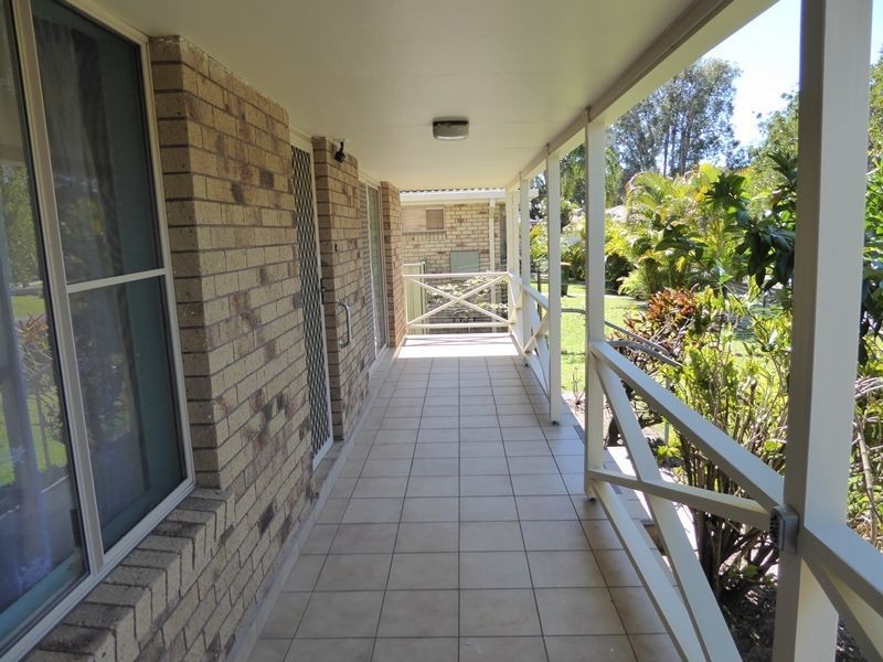 1 Barbara Close, Yamba NSW 2464