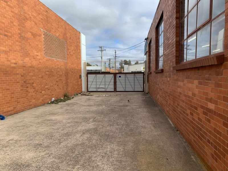 32 Kembla Street, Fyshwick ACT 2609