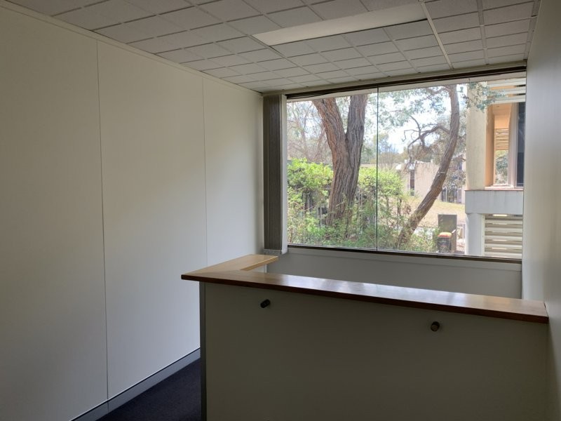 Suite 5 Level 1/10 Thesiger Court, Deakin ACT 2600