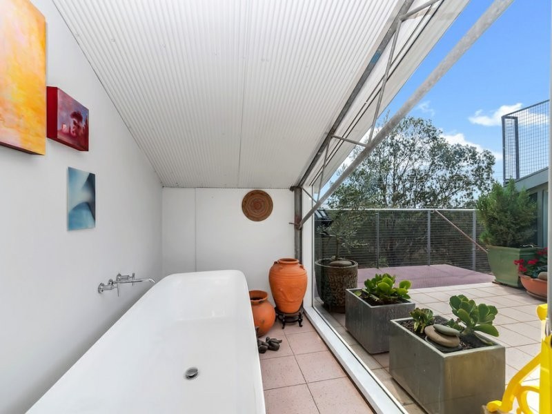 53 Kendall Avenue, Queanbeyan NSW 2620