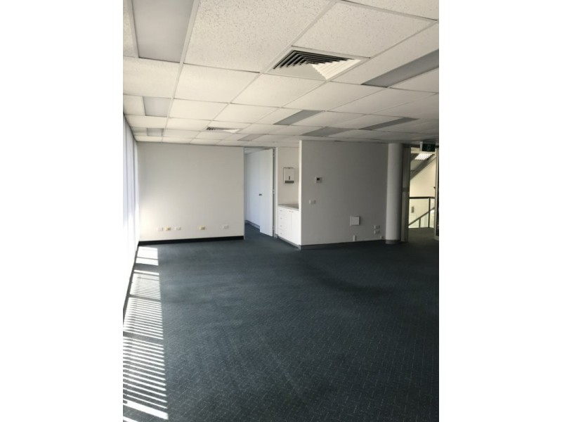Suite 3 First Floor/22 Napier Close, Deakin ACT 2600