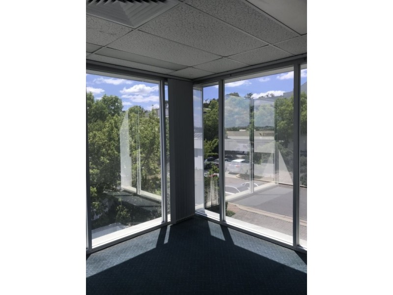 Suite 3 First Floor/22 Napier Close, Deakin ACT 2600