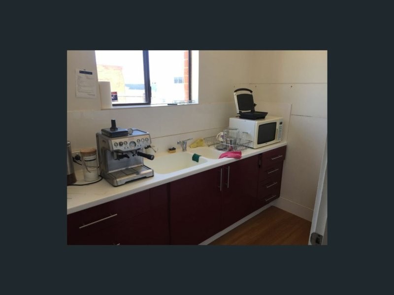 17 Lyell Street, Fyshwick ACT 2609