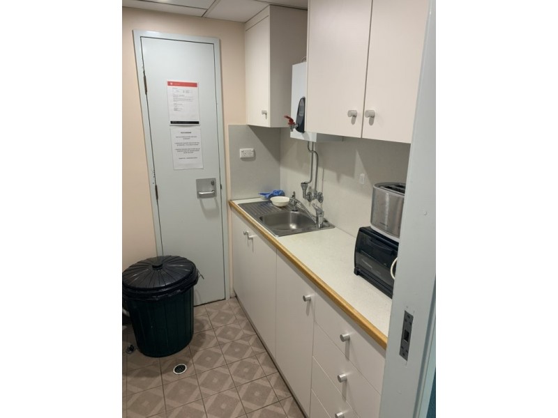 Suite 1/17 Napier Close, Deakin ACT 2600