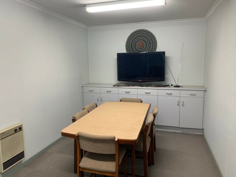 Unit 1 & 2/3 Sleigh Place, Hume ACT 2620