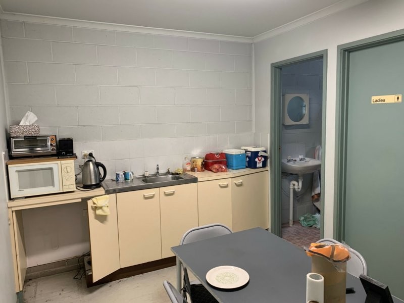 Unit 1 & 2/3 Sleigh Place, Hume ACT 2620